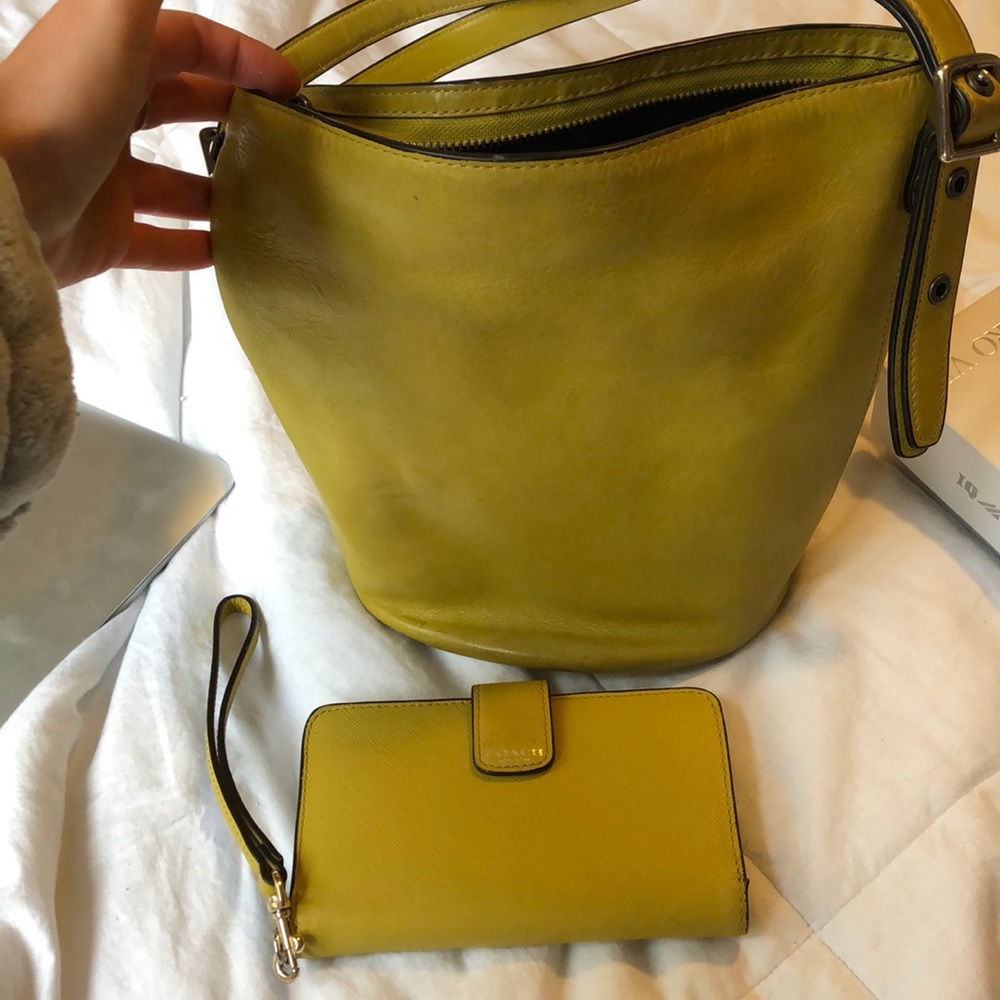 Matching coach wallet & purse